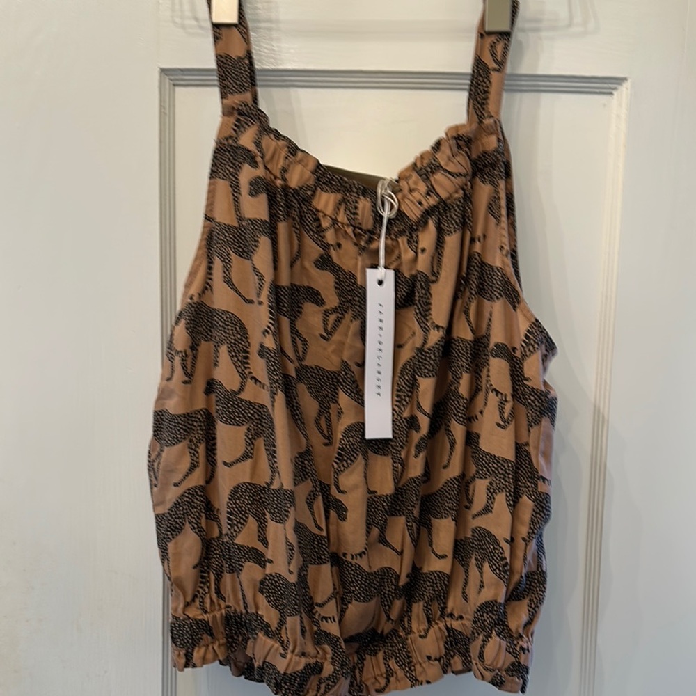 NWT! Cheetah Print Women's Top- XL